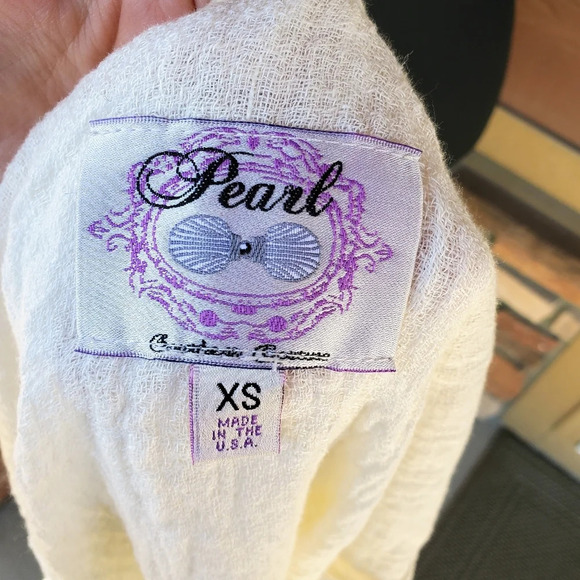 Pearl Cream Colored Off the Shoulder Linen Frill Top Size XS - Picture 3 of 6